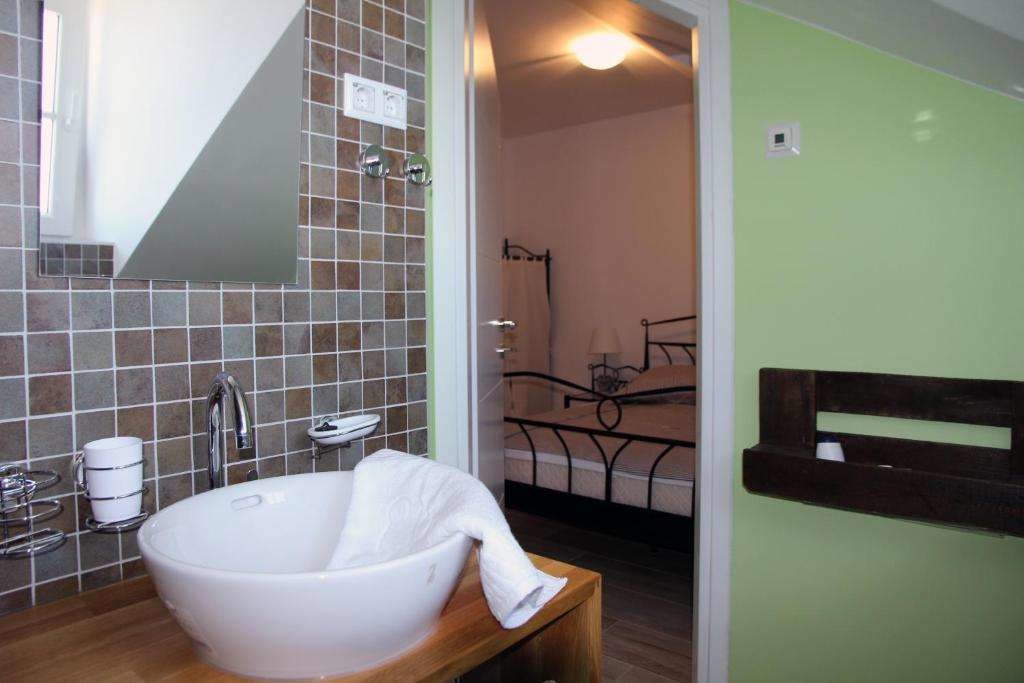 Badezimmer 2