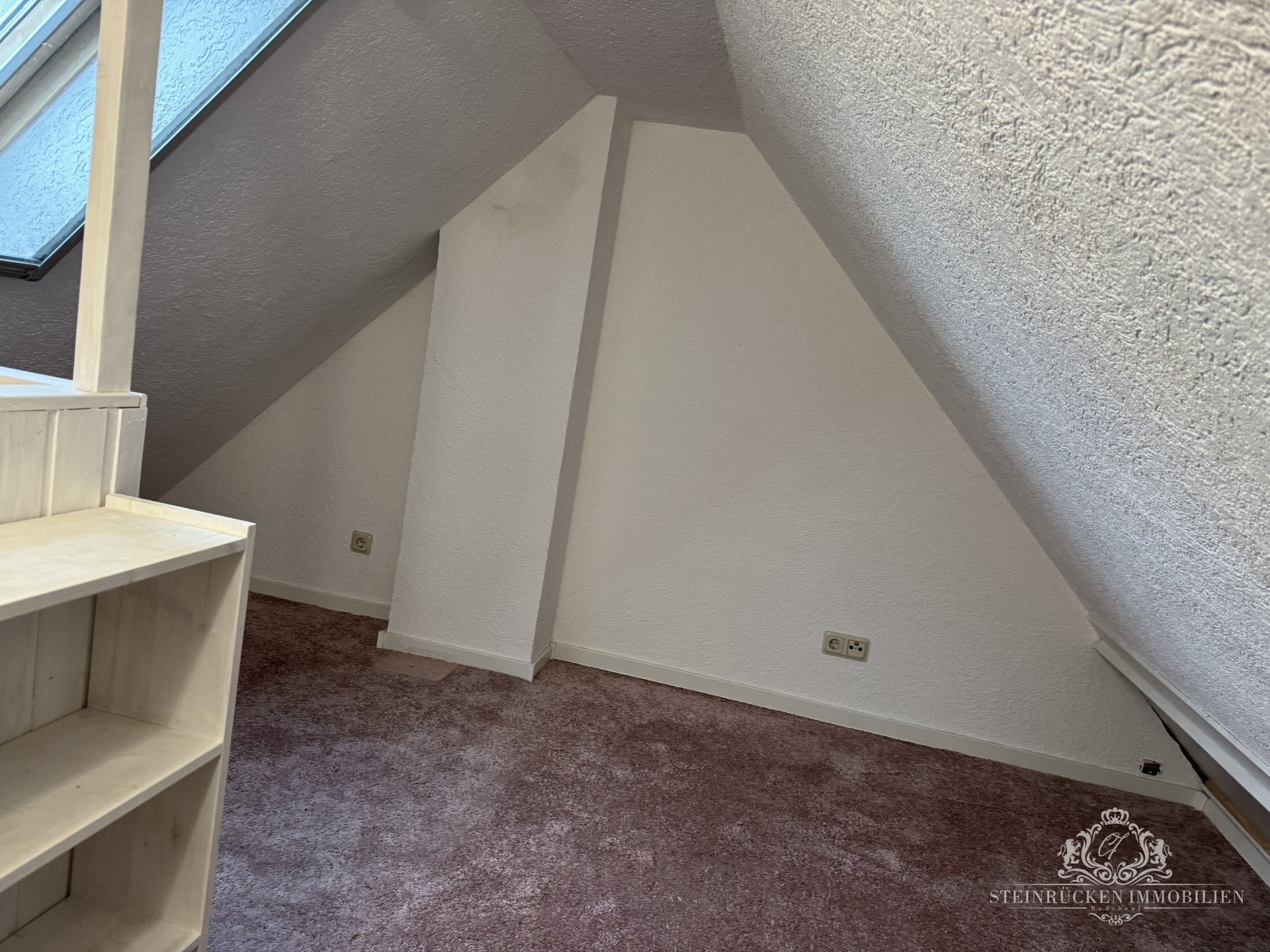 Arbeitszimmer (DG)