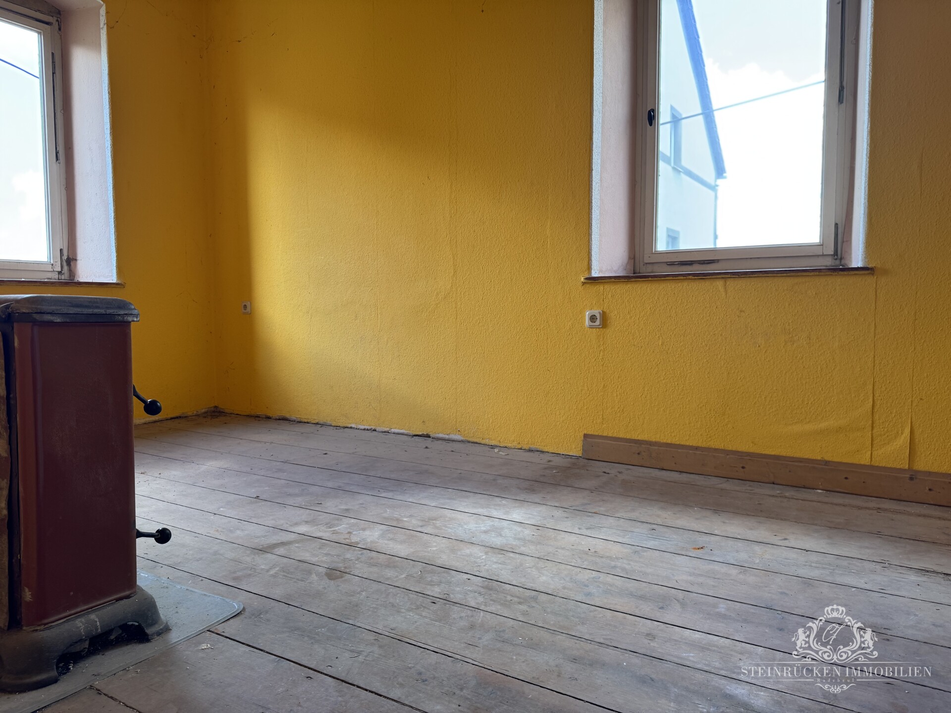 leere Wohnung 1.OG