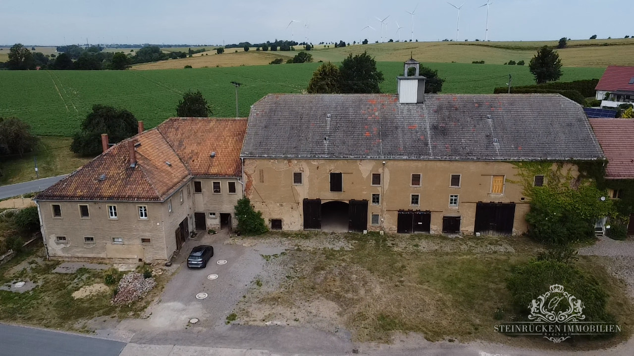 Torhaus und dazugehörige Scheune