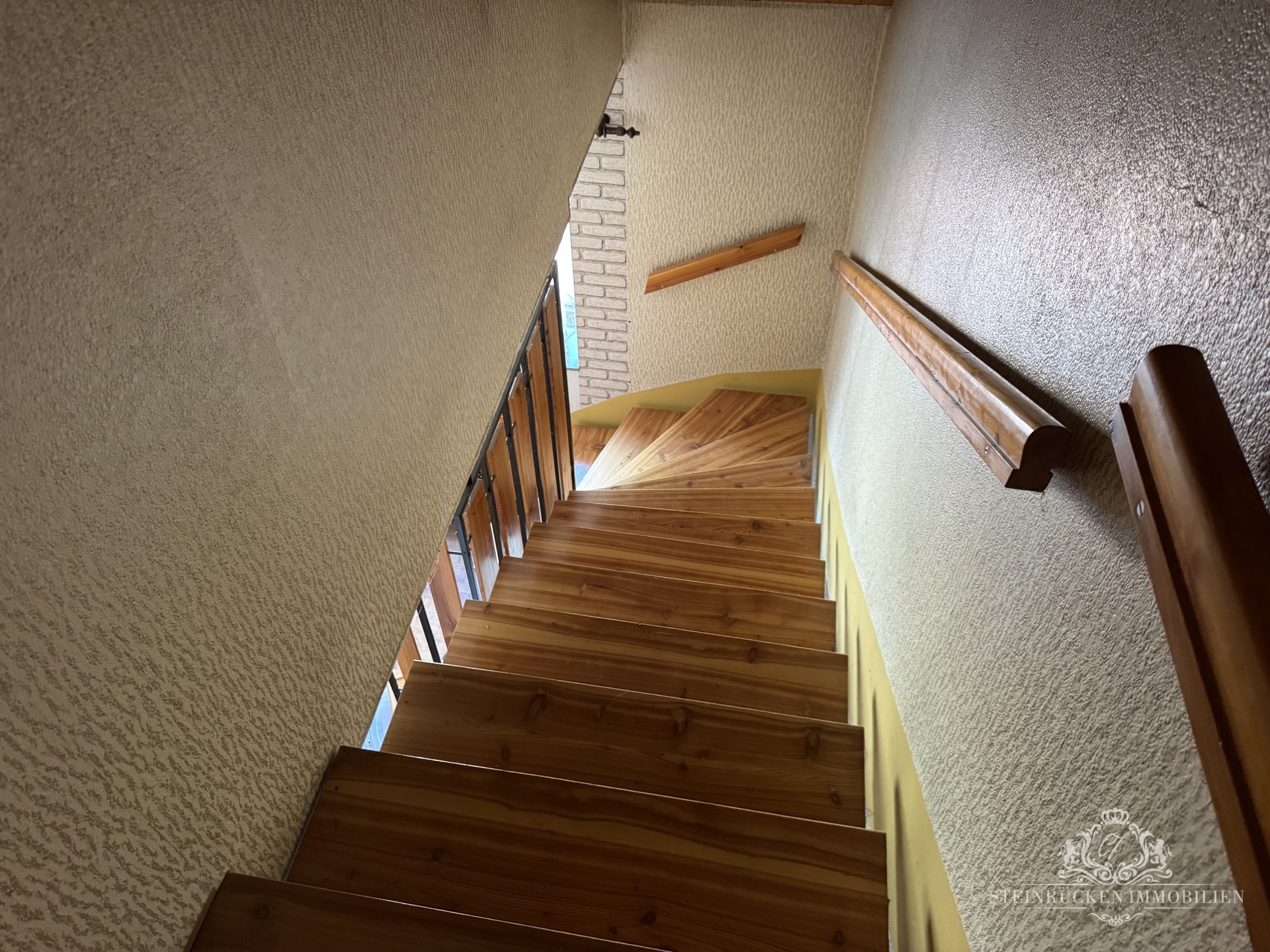 Treppenabgang DG