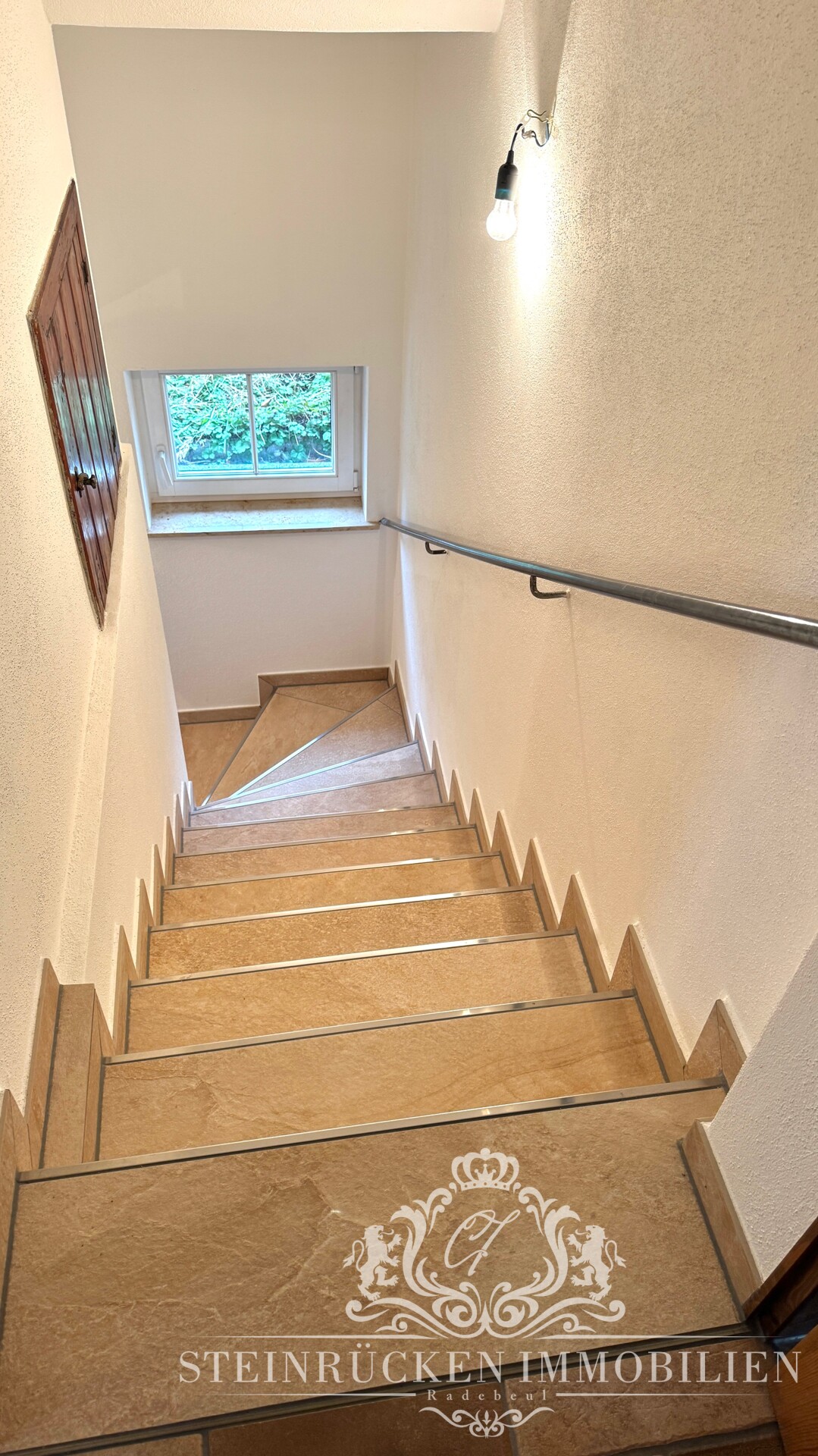 Treppenaufgang Souterrain