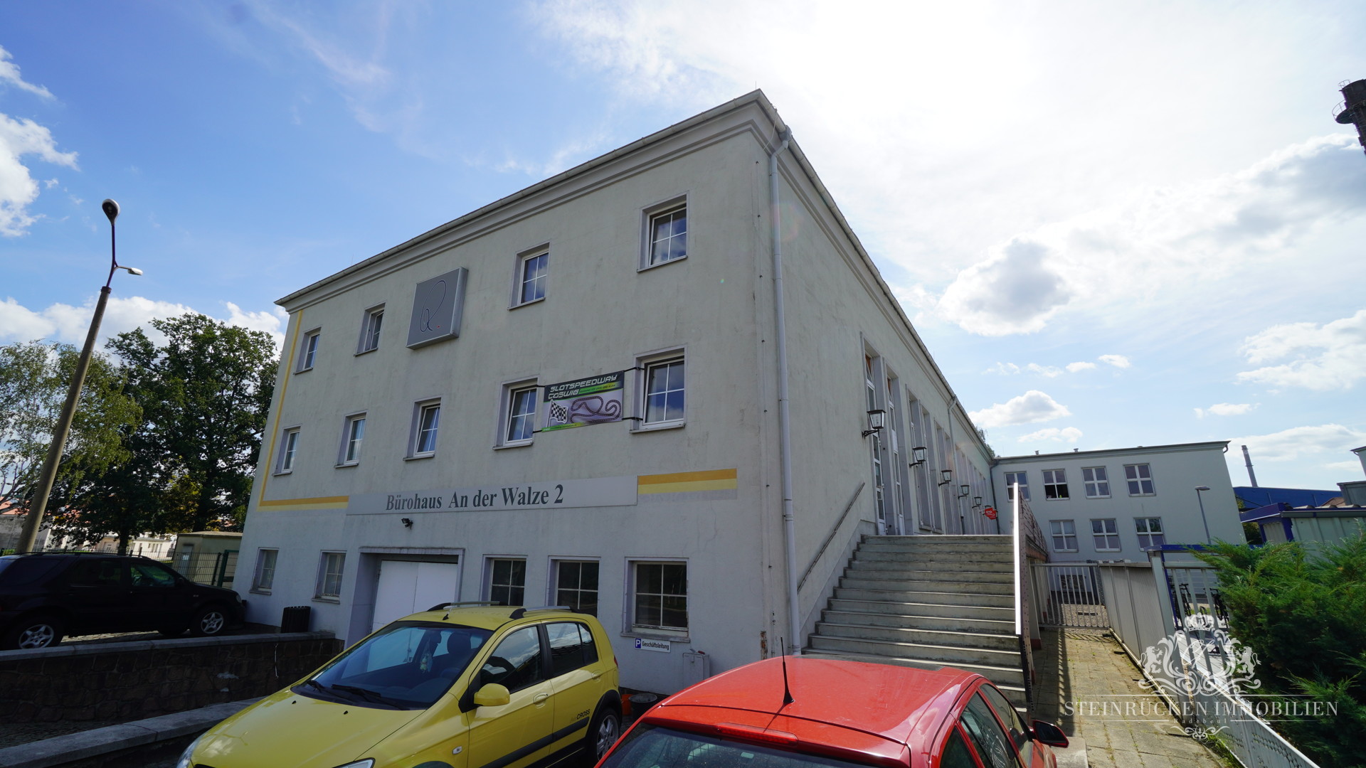 Büro- & Lagergebäude