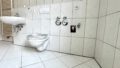 Badezimmer  (2)