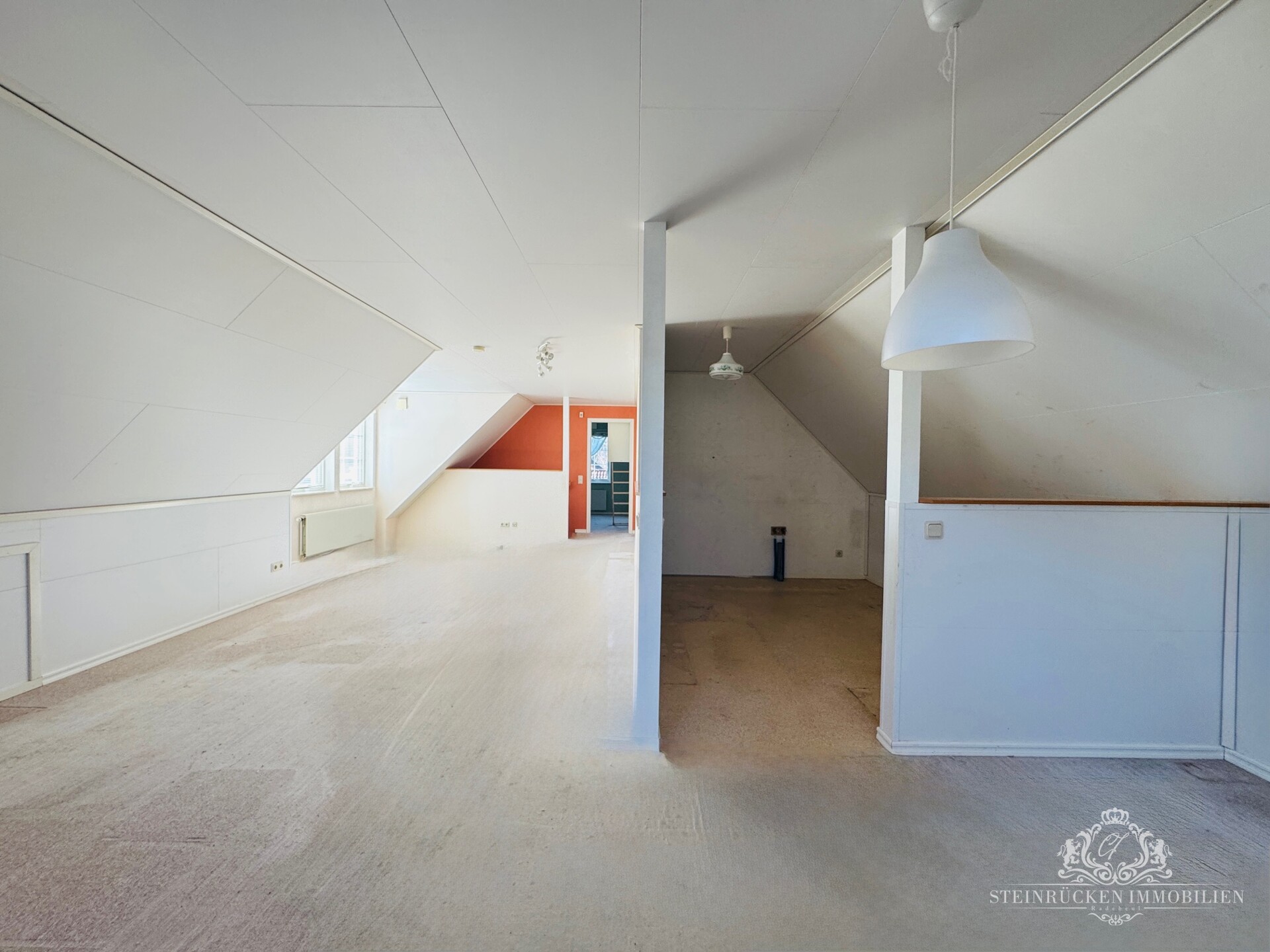 OG Wohnzimmer mit Küche