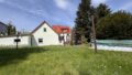 Garten mit beheizbarem Pool