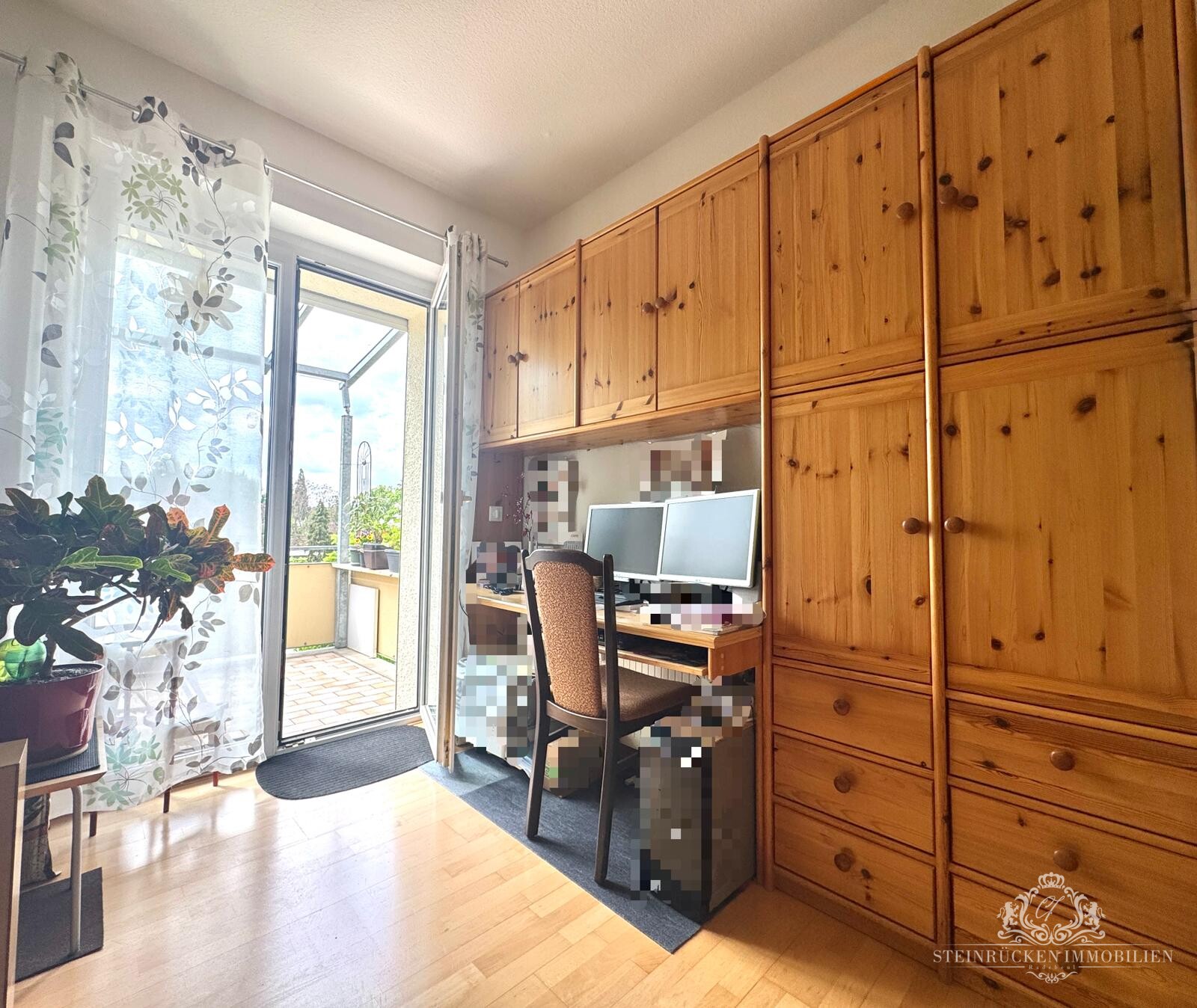 Arbeitszimmer