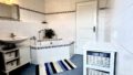 Badezimmer mit Badewanne-Obergeschoss