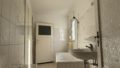 Badezimmer (EG)
