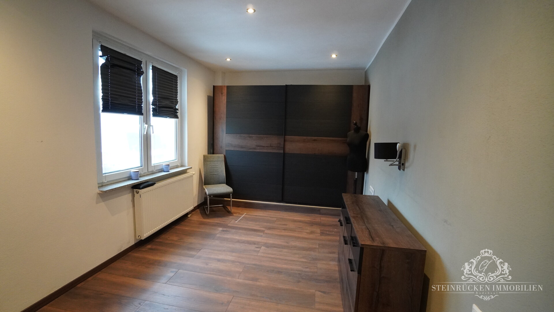 Schlafzimmer 3
