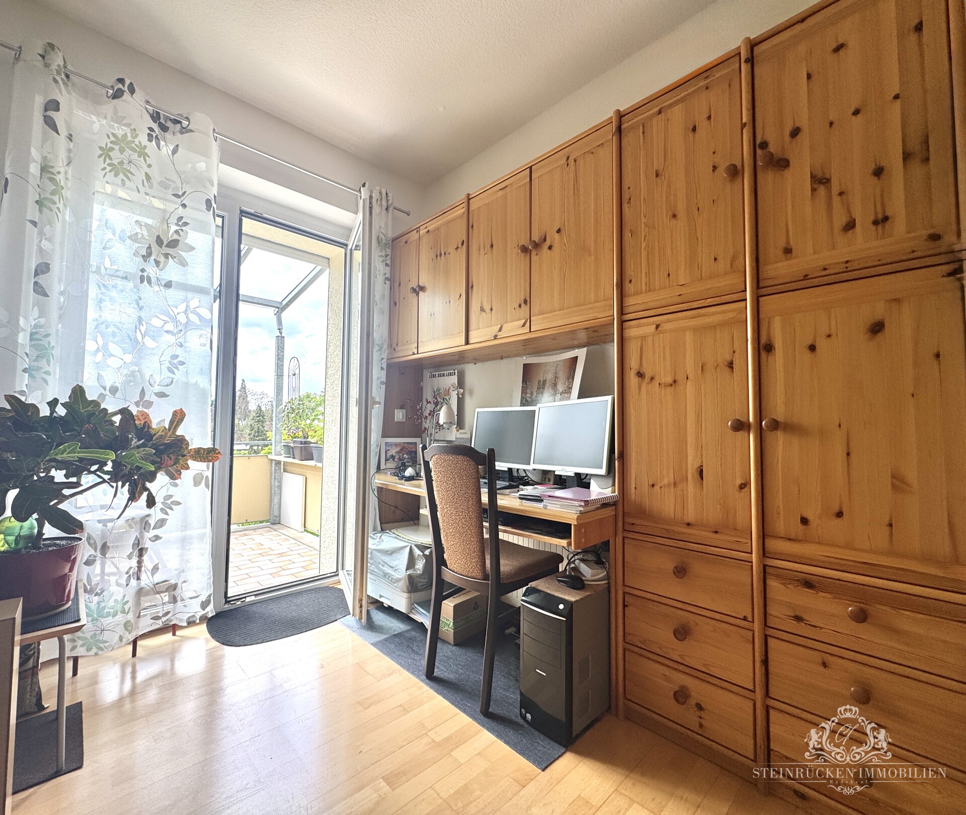 Arbeitszimmer