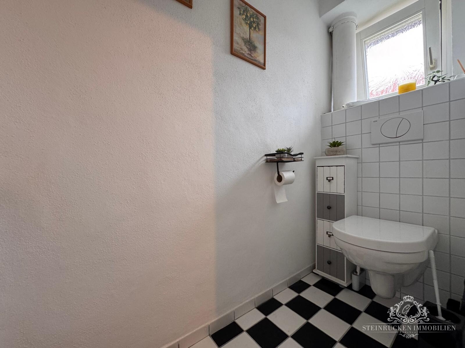 Badezimmer mit WC 