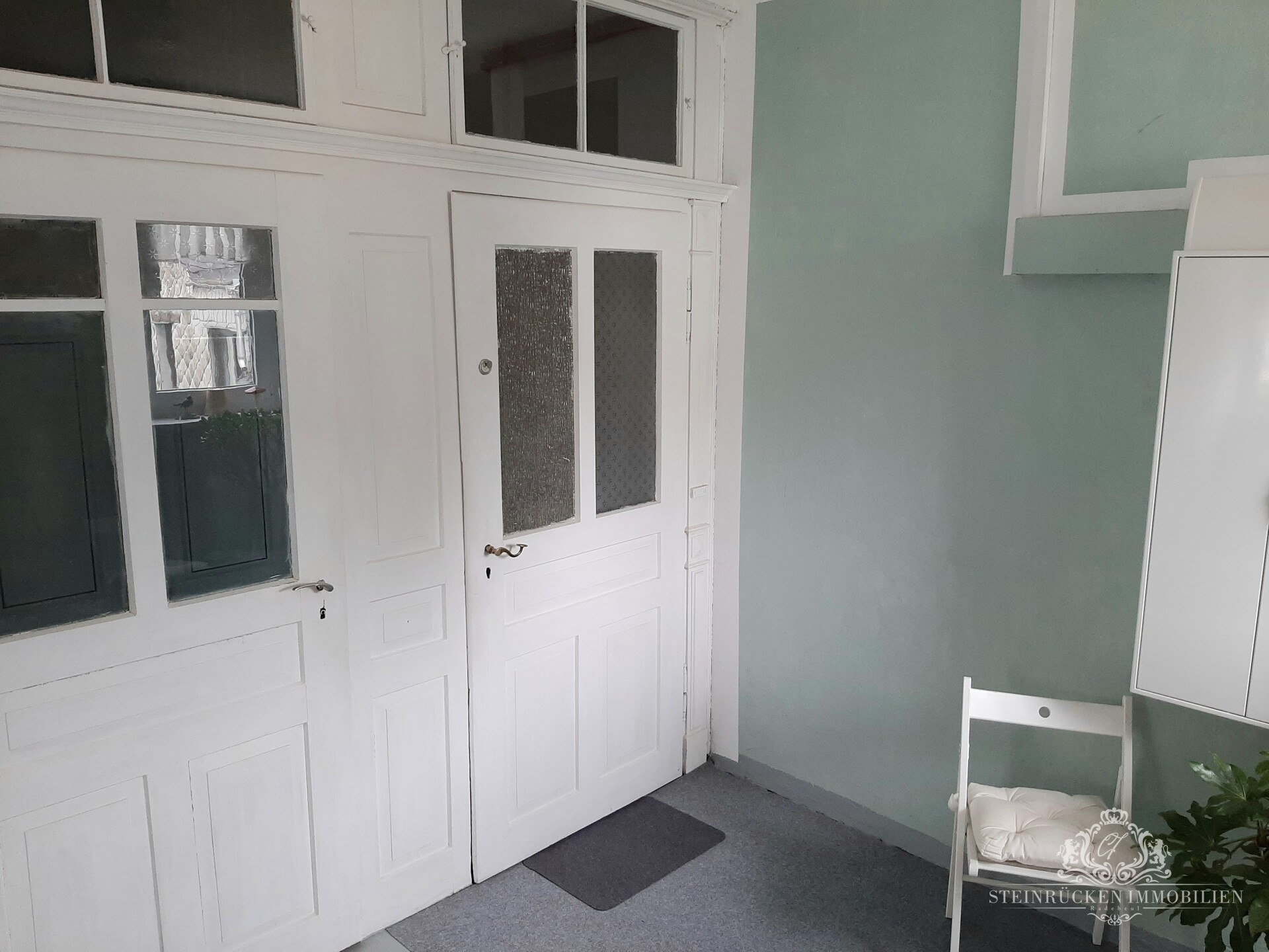 Zugang Wohnung 1.OG