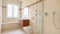 Badezimmer (KI bearbeitet)