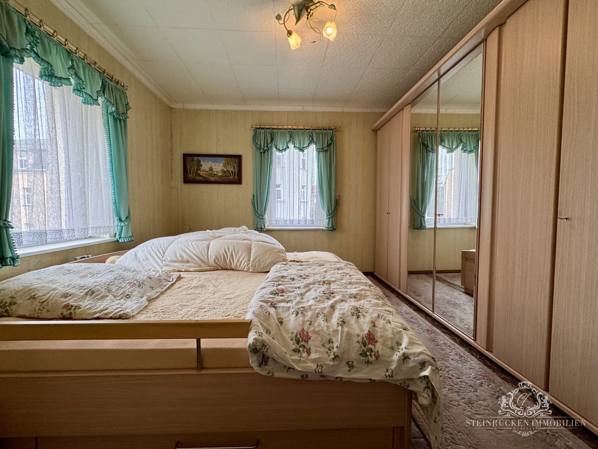 Schlafzimmer 1.OG