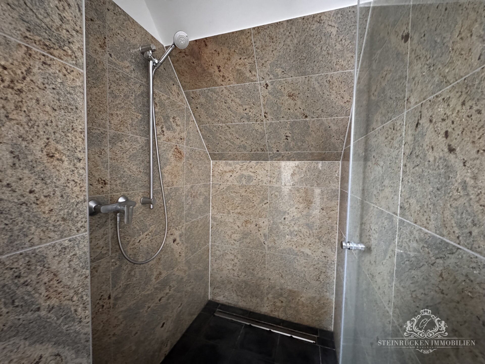 Dusche