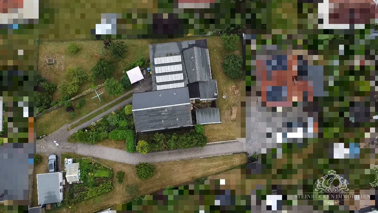 Grundstück