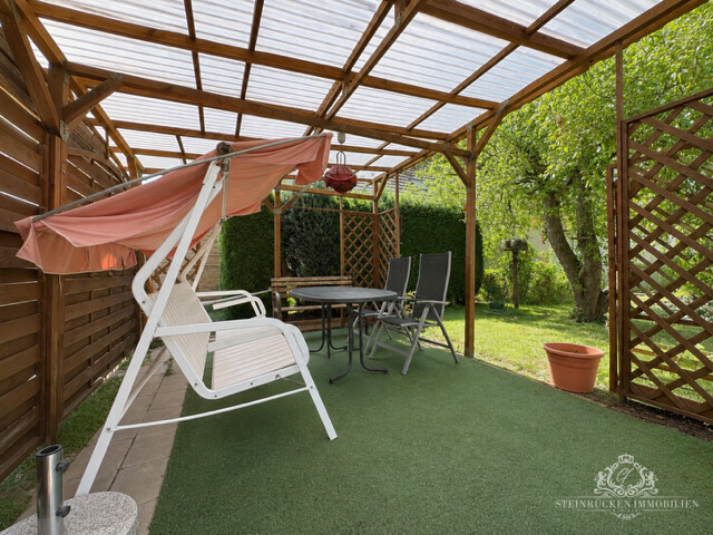 überdachte Terrasse