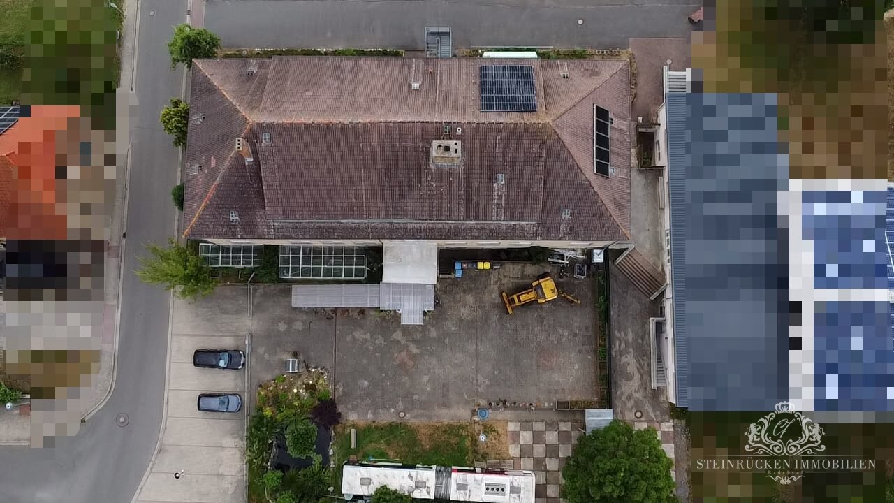 Grundstück