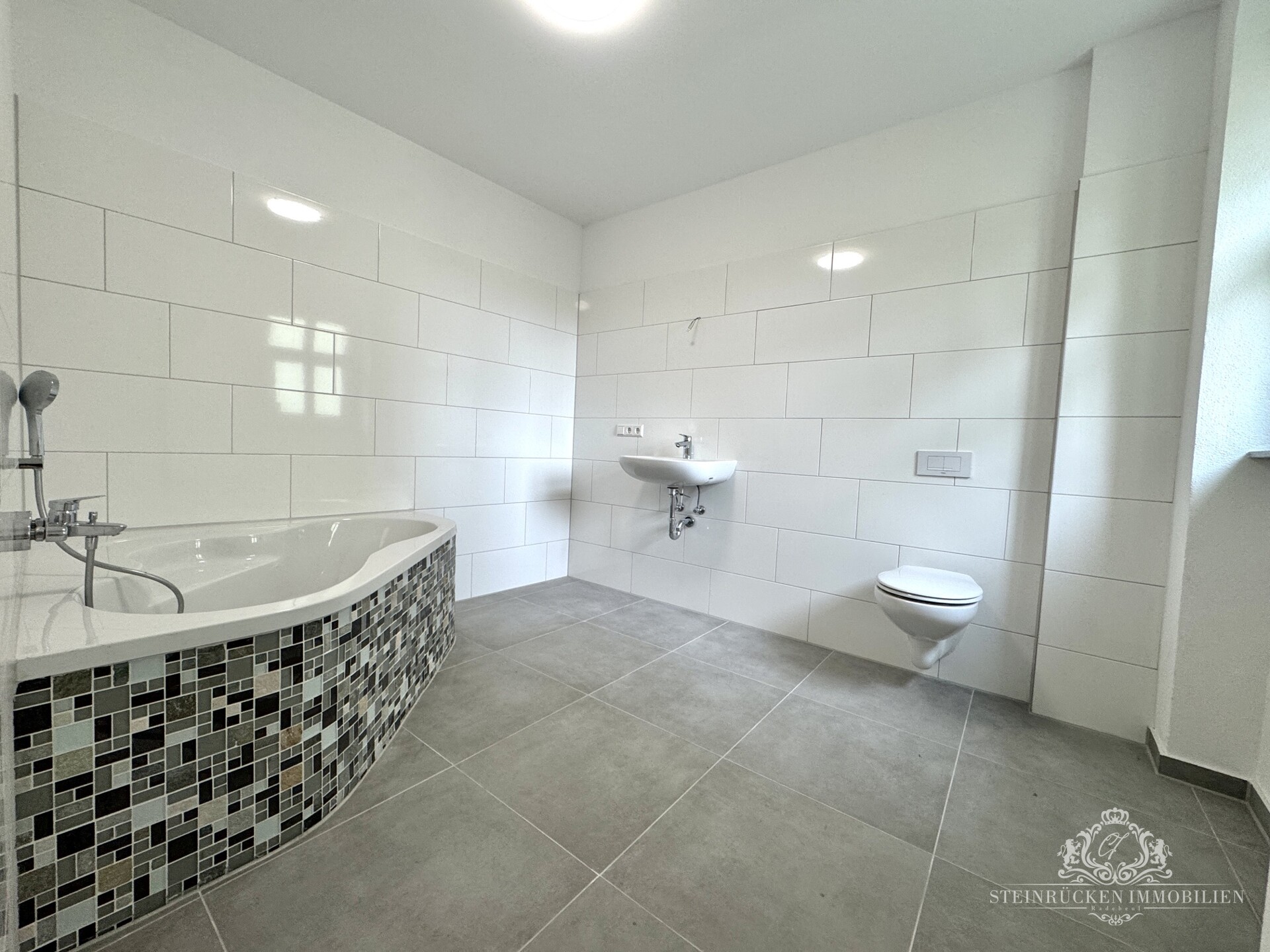 OG Badezimmer  (1)