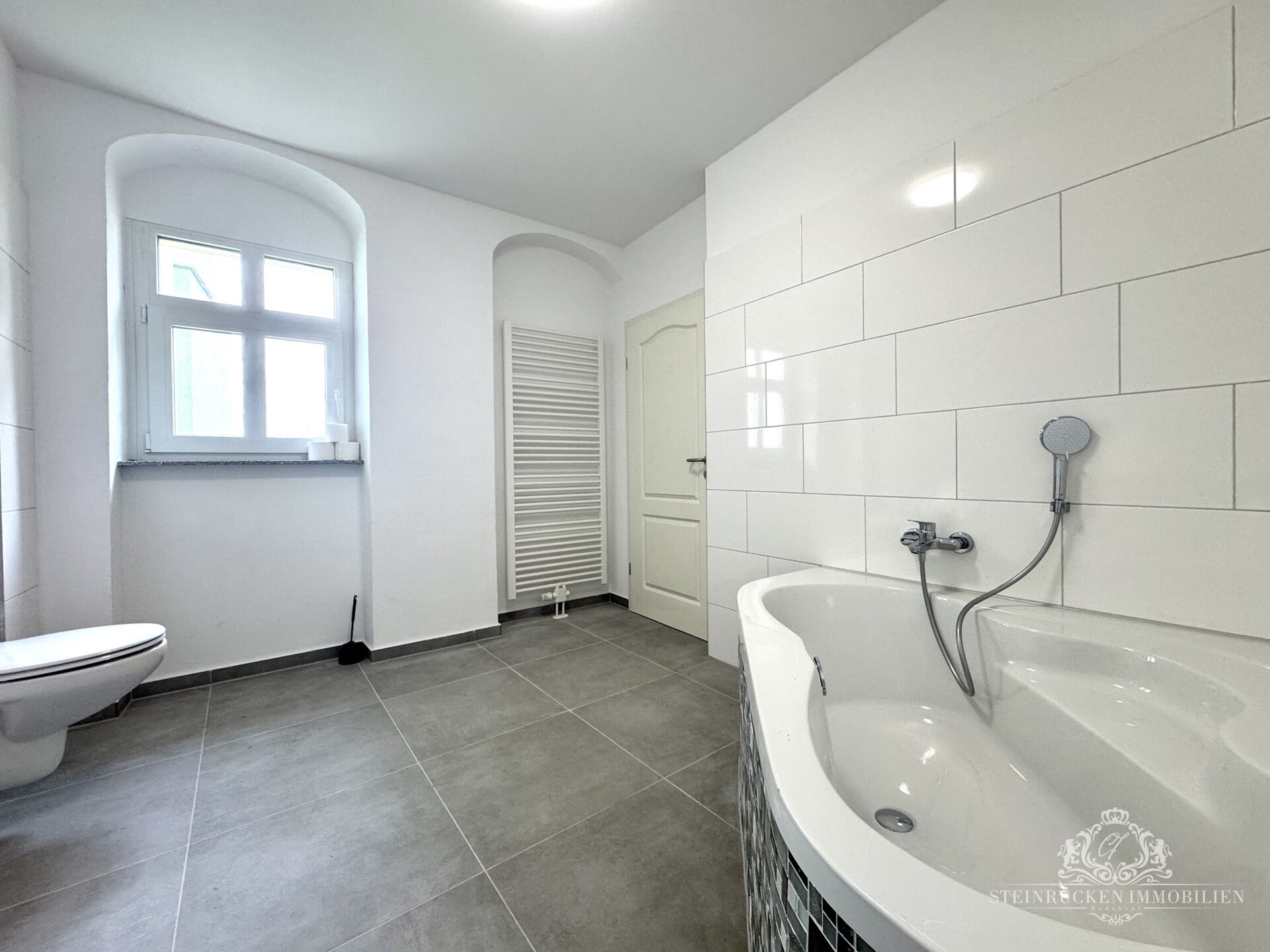 OG Badezimmer  (2)