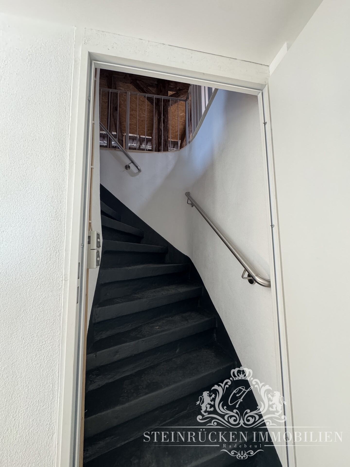 Treppenaufgang OG zu DG