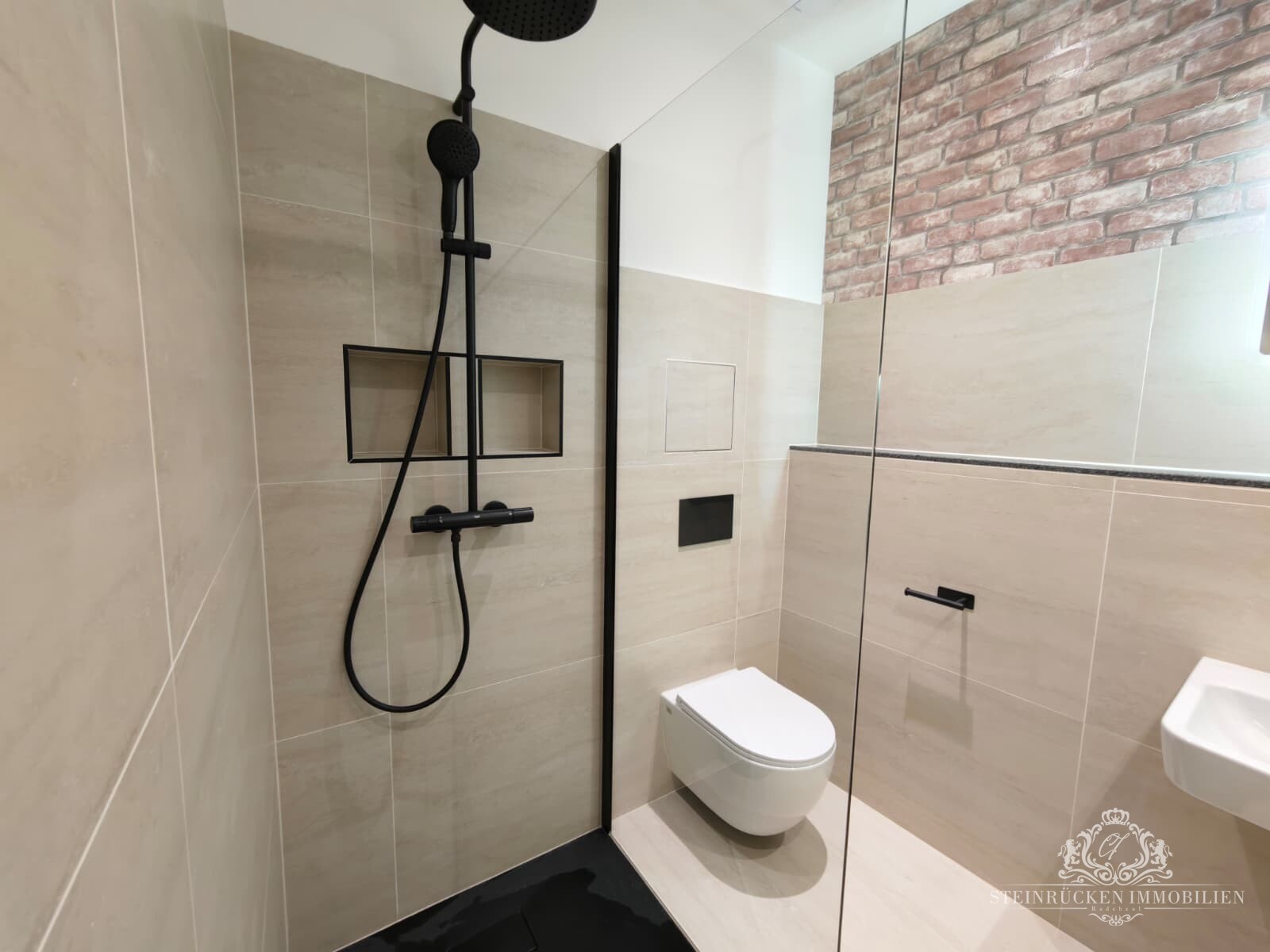 Badezimmer 1